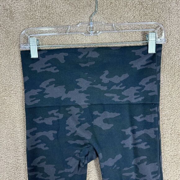 Spanx Look At Me Now Leggings Womens Large Black Camo Seamless High Rise Shaping - Picture 9 of 11